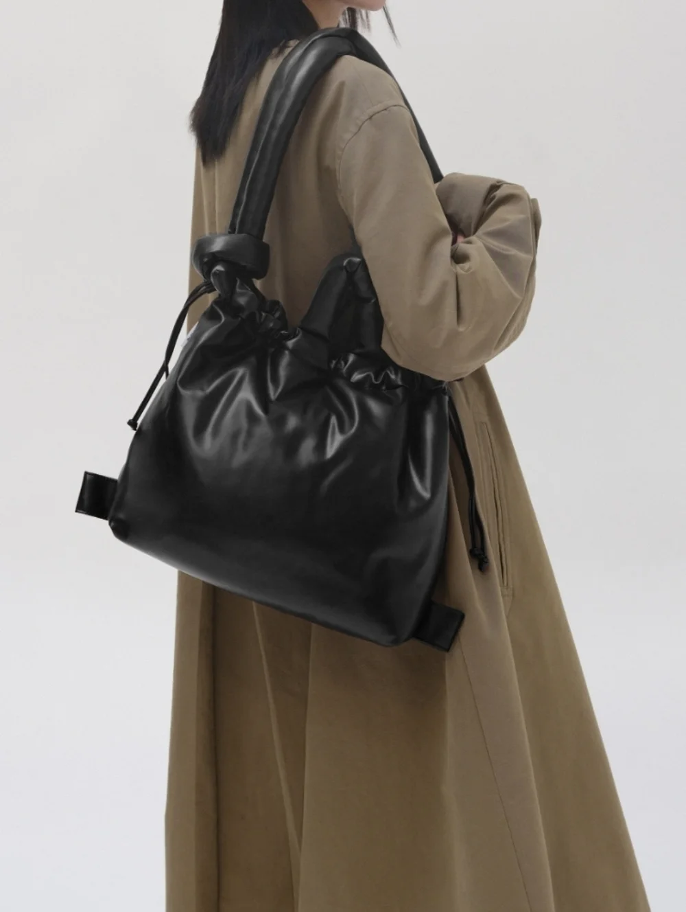 Olend Ona Vegan Leather Tote Bag - Picture 1 of 10